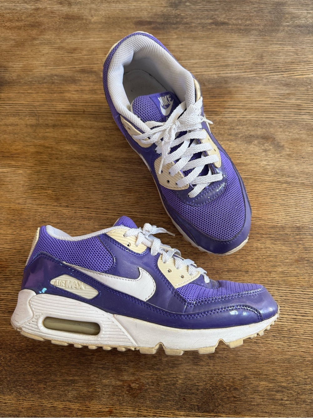 Nike Air Max 90 in Purple/White sneaker